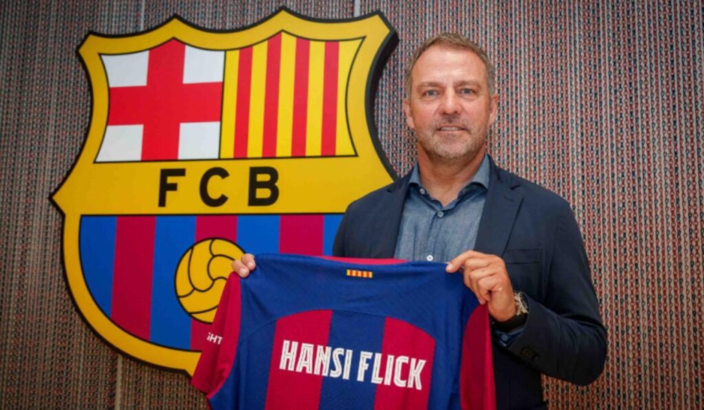Hansi Flick Gia Hạn Hợp Đồng Với Barcelona Đến Năm 2027