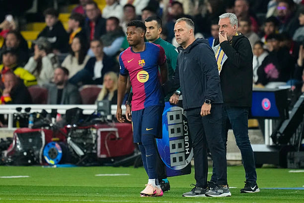 Hansi Flick: Hài lòng với tinh thần cầu thủ dự bị tại Barcelona